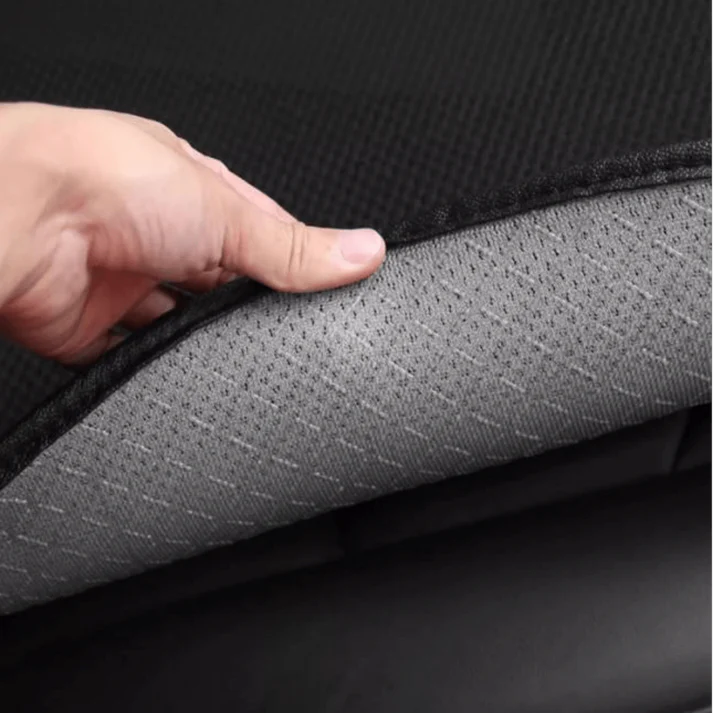 Model Y ジュニパーおよびModel 3 ハイランド対応オールウェザーアイスシルククッション
