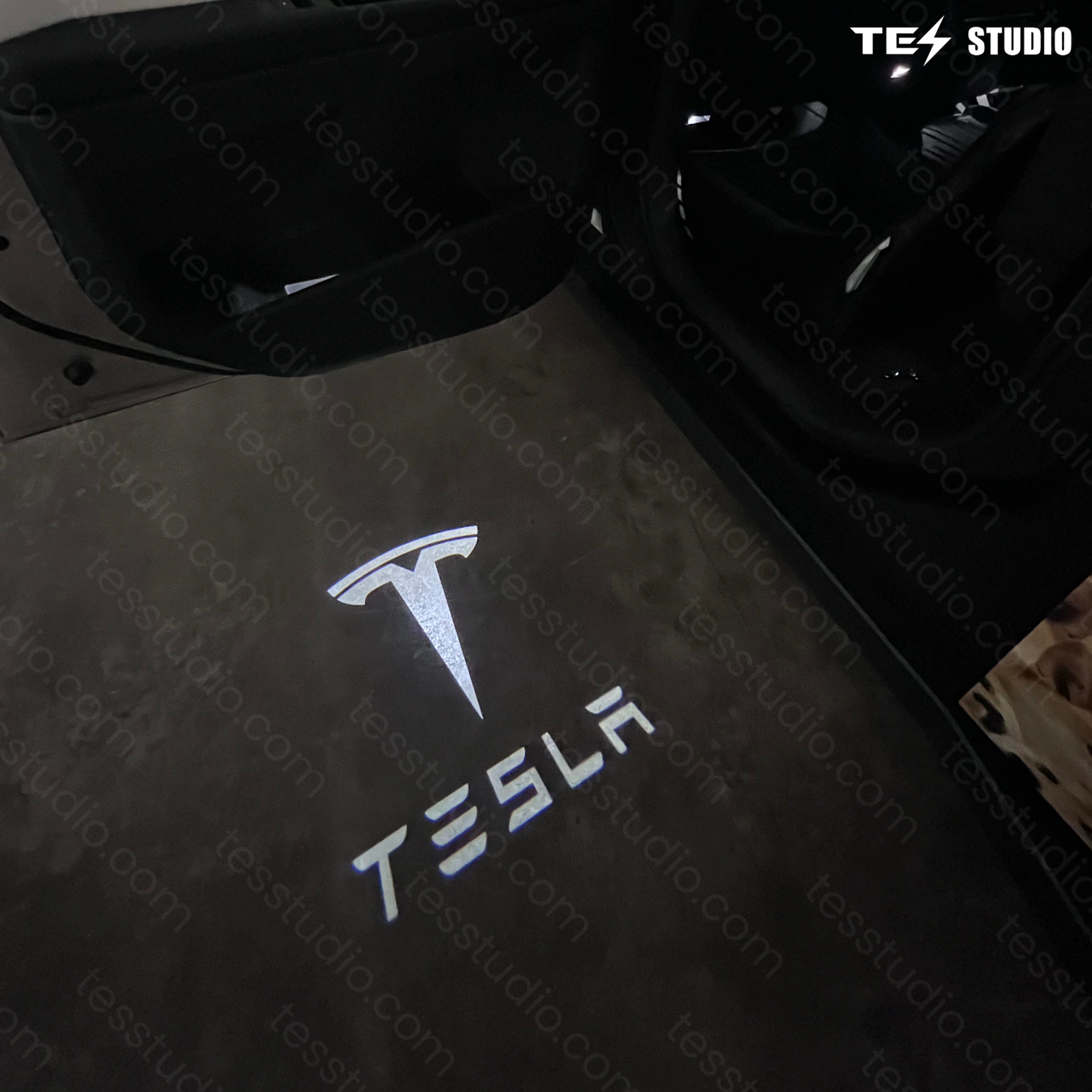 Tesla Accessories Welcome Puddle Lights Cybertruck Projector Door Step Light Interior Lights Bulbs Tesstudio?