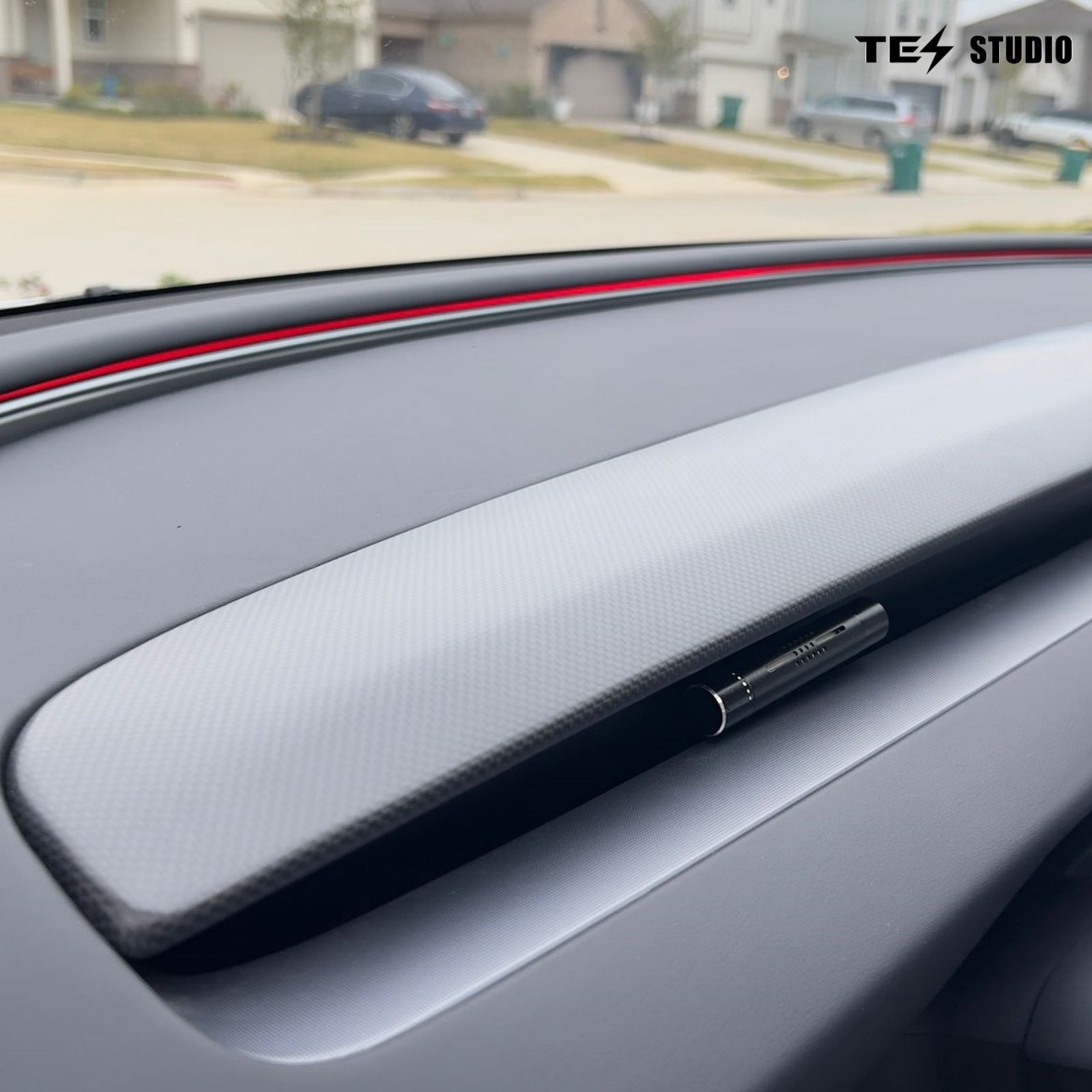 Carbon Fiber Dashboard Replacement For Model 3 Highland Tesstudio?