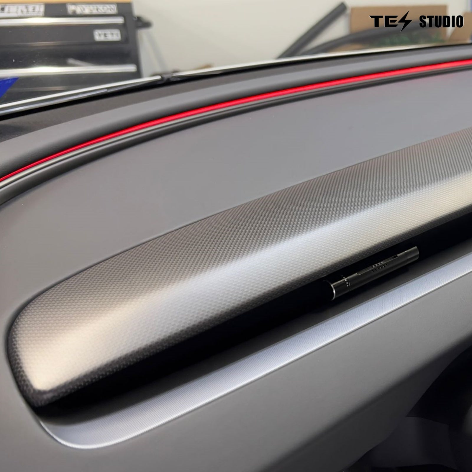 Carbon Fiber Dashboard Replacement For Model 3 Highland Tesstudio?